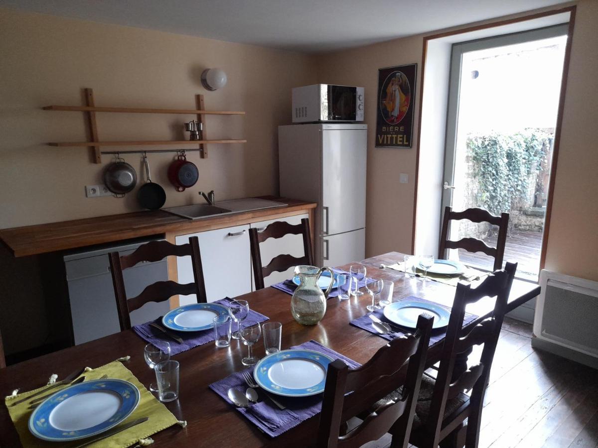 Gite Coeurdacier Monthureux-sur-Saône Exterior photo